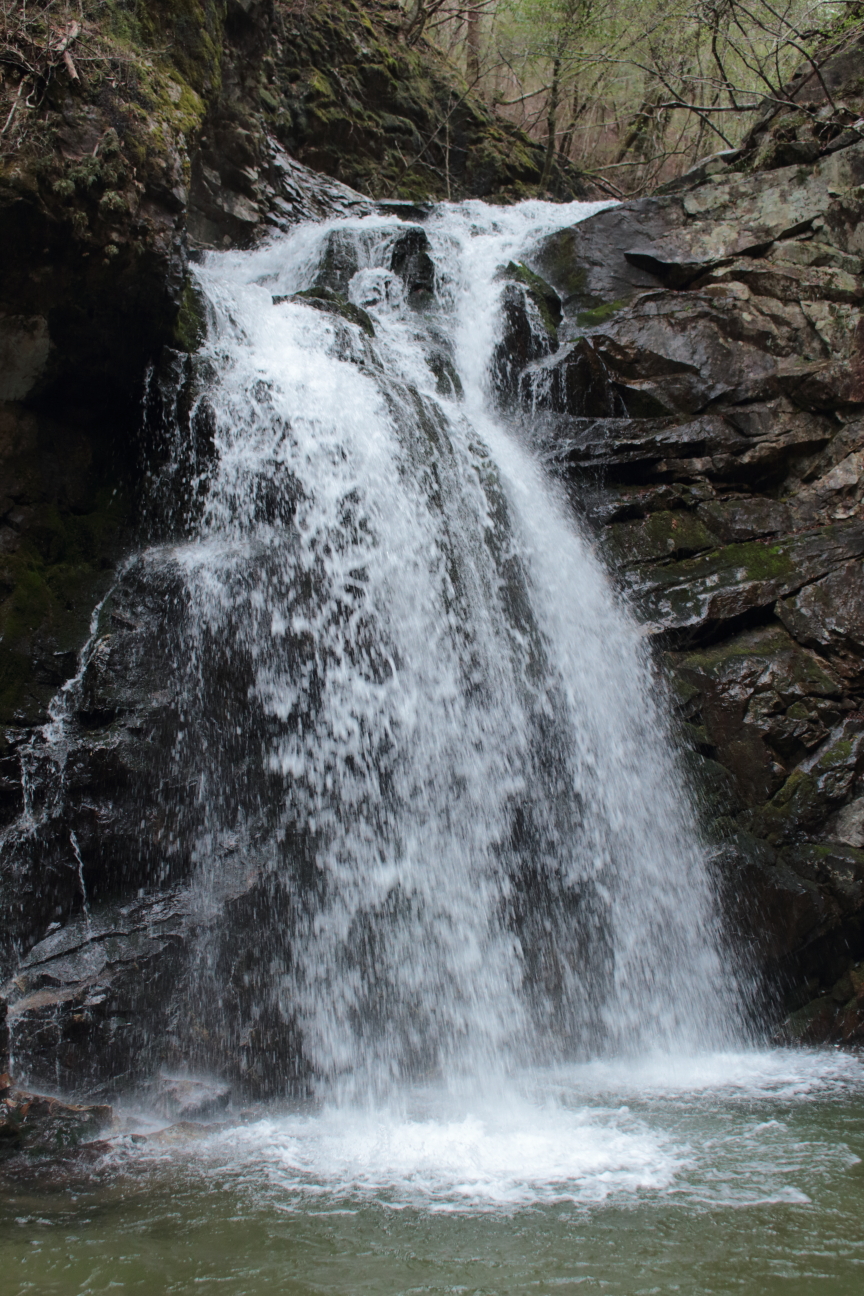 一ノ瀬川竜喰谷