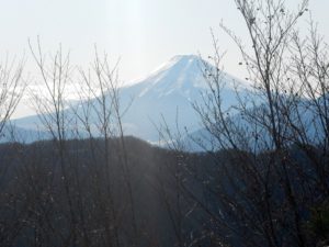 稜線から望む富士山