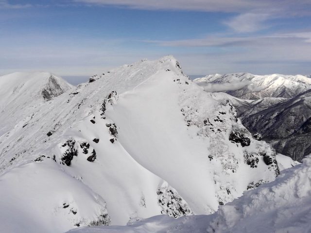 トマの耳からオキの耳、一ノ倉岳