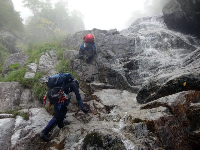 太田切川中御所谷西横川_大滝からも滝が続く