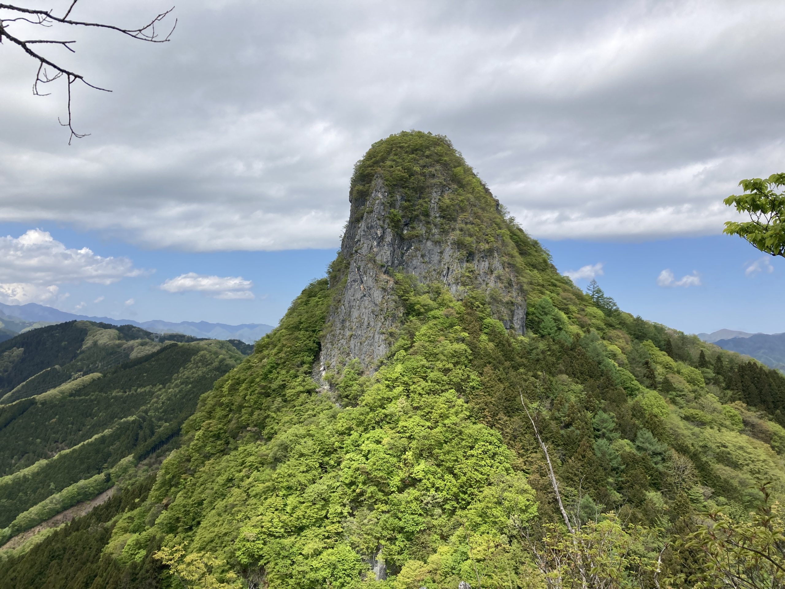 二子山（東岳～西岳）