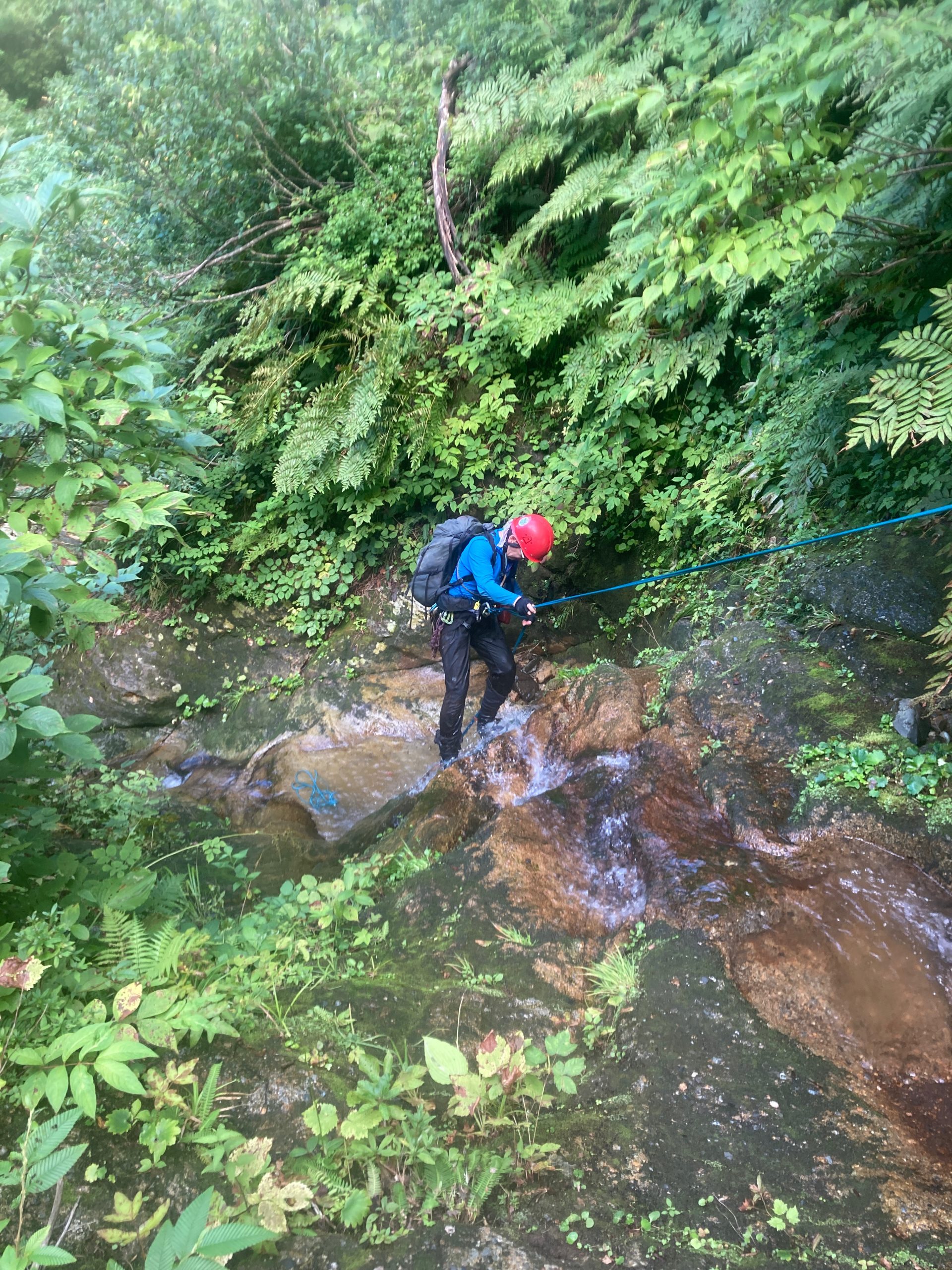黒谷川倉谷川胡桃沢～温谷沢下降