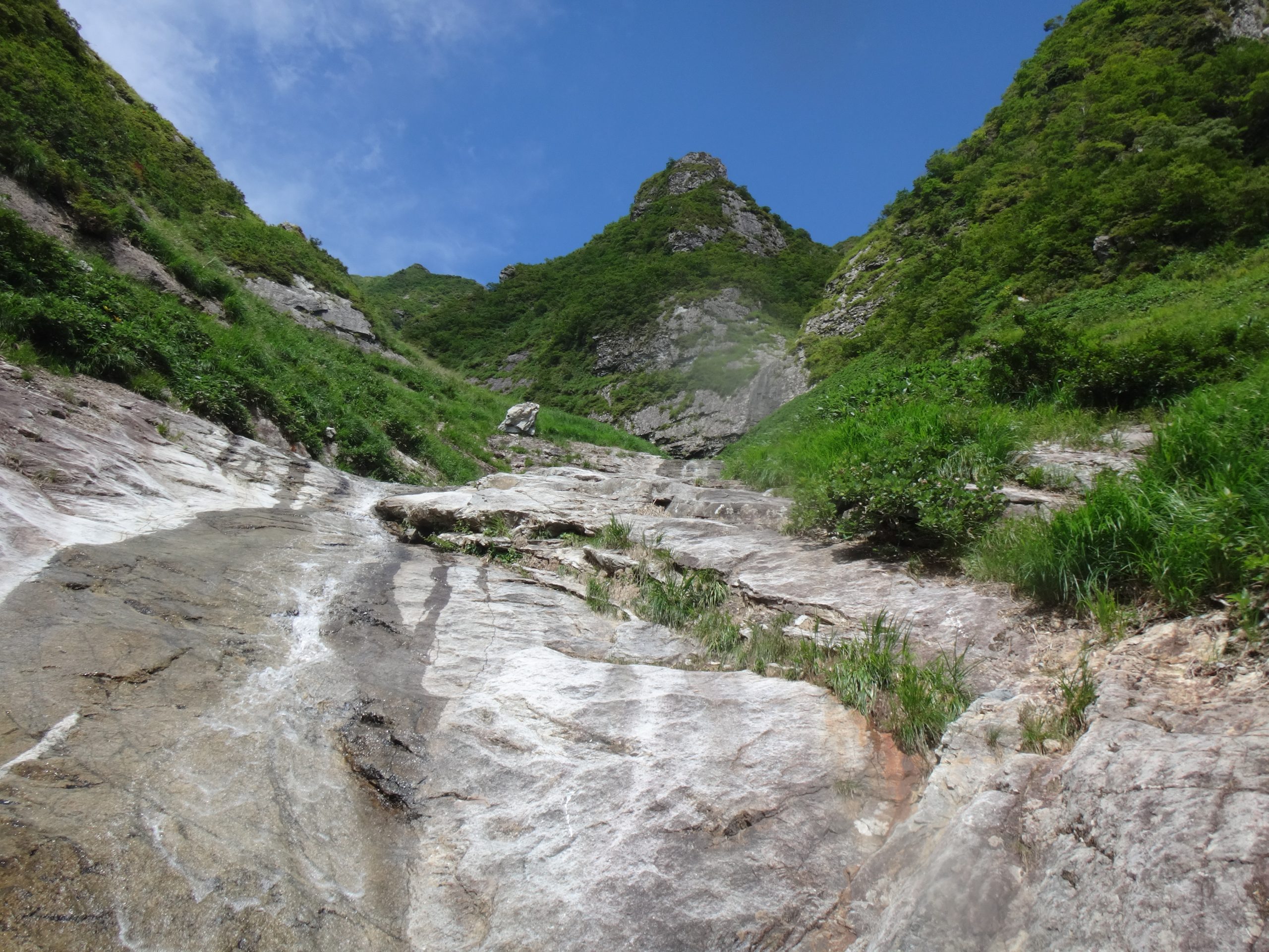 万太郎谷オタキノ沢