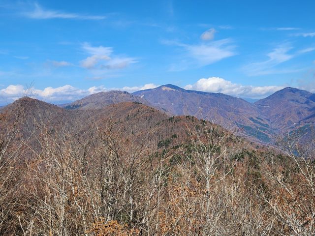 南大菩薩のスカイライン